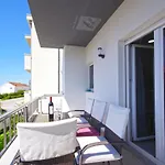 Emma * Ποντστράνα