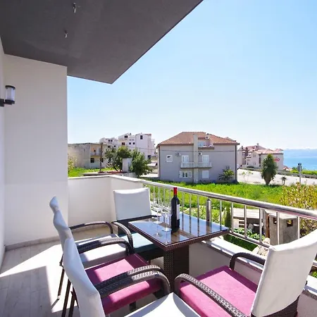Emma Apartamento Podstrana