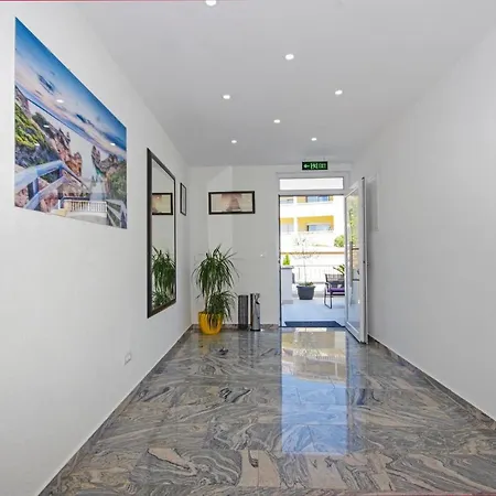 Emma Apartment Podstrana
