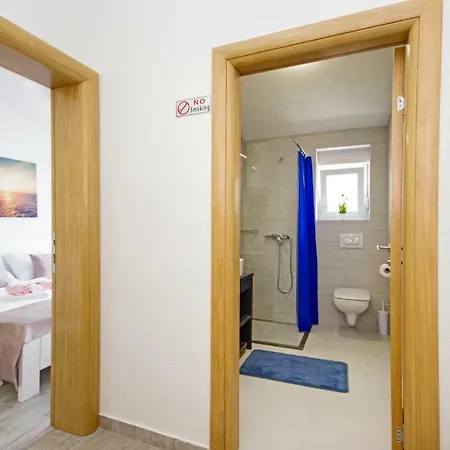 Emma Apartamento Podstrana