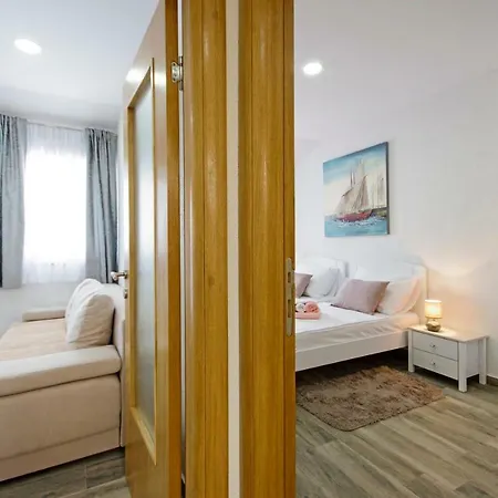 Emma Apartment