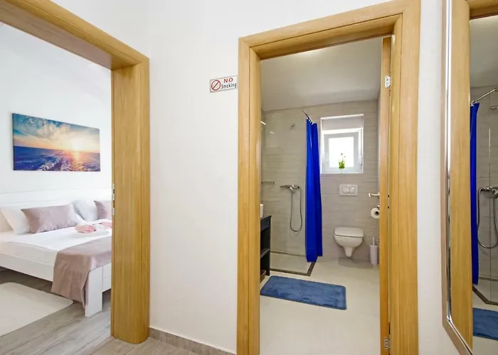 Emma Lägenhet Podstrana